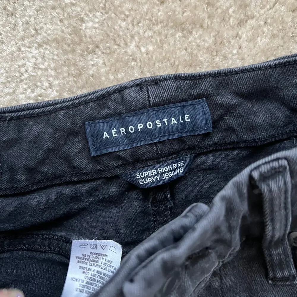 Aeropostale Faded Black Distressed Super High-Rise Curvy Jegging Size:  0R